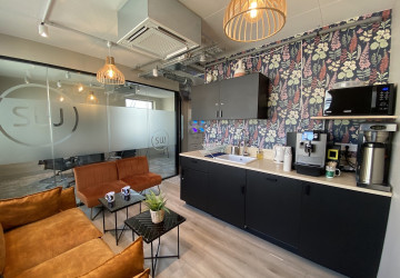 bureau coworking cafe a paris 14eme
